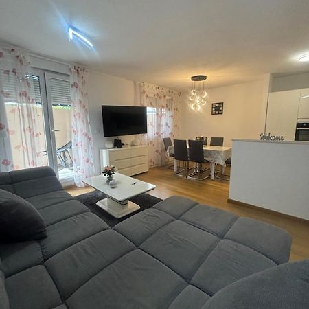 Apartment Dalmatinos Split Znjan Exterior foto